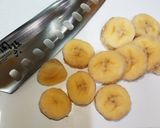簡単朝食!フルグラとヨーグルトとバナナ♪作り方1写真