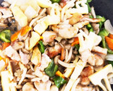 たけのこと鶏もも肉のオイスター炒め作り方8写真