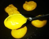 7ヶ月　手づかみ　カボチャと豆腐のお焼き作り方4写真