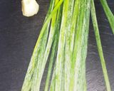 ニンニクと青ネギの胡麻油炒め作り方1写真