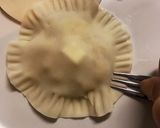 餃子の皮で♪おやつにハチミツ♡さつまパイ作り方7写真