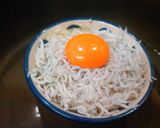 旬の釜揚げシラスを釜玉漁港飯に！作り方2写真