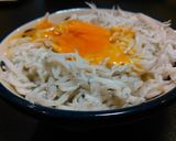 旬の釜揚げシラスを釜玉漁港飯に！作り方5写真