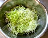 旨味の塊!!【ウチの和風おつまみサラダ】作り方4写真