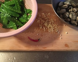スープ旨っ！アサリと絹さやの酒蒸し作り方3写真