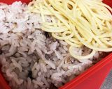 雑穀米と春キャベツの回鍋肉弁当☆作り方3写真