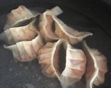 余り物ミートソース餃子と野菜くずスープ作り方4写真