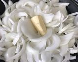 新玉ねぎで作るオニオンスープ作り方1写真