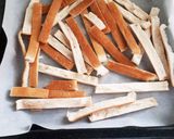 パン耳で簡単！ピザのグリル焼き♪作り方1写真