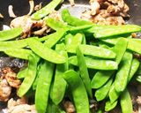 豚肉とシャキシャキ絹さや、ふんわり卵炒め作り方5写真