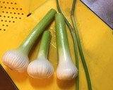 農家の食卓〜若にんにくの茎炒め卵とじ〜作り方1写真