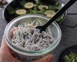 釜揚げしらすのイカ墨パエリア作り方9写真