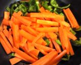 野菜たっぷり★コンニャクのみそ炒め作り方2写真