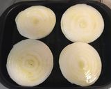 オリーブオイルと塩のみ 新玉葱のグリル作り方1写真