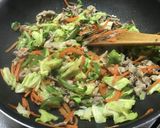 豚肉と野菜のピリ辛炒め　お弁当に作り方8写真