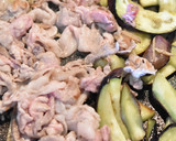 豚こま切れ肉となすの生姜照り焼き作り方3写真