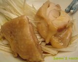 コラーゲンたっぷり♪鶏の老酒蒸し（蒸し鶏作り方4写真
