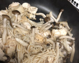 【ダイエット飯】きのことささみの炒め物作り方3写真