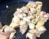 簡単、絶品鶏とｴﾉｷのﾆﾝﾆｸ醤油炒め♬作り方3写真