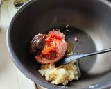 豚ひき肉と玉ねぎ微塵切りどっさりの醤油ラーメン作り方3写真
