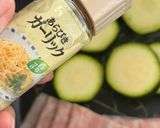 トッピングを楽しむ♡ズッキーニマヨチ焼き作り方1写真