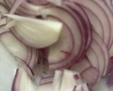 切って乗せるだけ！カツオのたたきサラダ😋作り方1写真