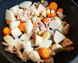 梅干し入り豚汁　醤油味・味噌味作り方7写真