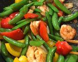 スナップエンドウと海老と野菜炒め作り方9写真