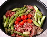牛肉とアスパラの塩こうじ炒め作り方5写真