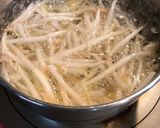 甘酢でさっぱり♪もやしとカニカマの和え物作り方3写真