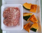 かぼちゃ☆ふわふわ鶏だんごの煮もの作り方1写真
