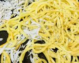 シンプル●しらすパックのレタス焼そば作り方1写真