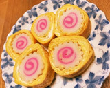 色鮮やかな卵焼き☆なるとをINした卵焼き作り方11写真