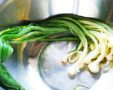 鶏ささみと野蒜のオリーブオイル和え作り方1写真