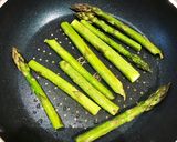 フライパンでアスパラ簡単おつまみ！作り方3写真