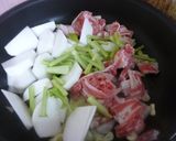 カブと豚こま・大葉のバター醤油炒め♪作り方6写真