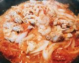 フライパンで簡単♡完熟トマトと鶏肉焼き♡作り方5写真