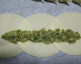 いつもの餃子にひと手間！薔薇餃子の包み方作り方2写真