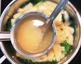 小松菜と油揚げと豆腐の味噌汁作り方4写真