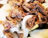 新玉ねぎと牛肉の胡麻ポン酢炒め作り方2写真
