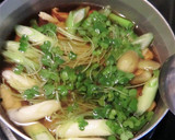 塩糀につけて一度焼いた鶏肉と、茗荷の煮物作り方4写真
