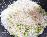もち麦入りおにぎり えんどう豆と塩昆布作り方3写真