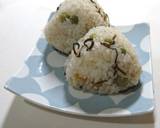 もち麦入りおにぎり えんどう豆と塩昆布作り方6写真