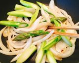 簡単！アスパラと豚肉のにんにく味噌炒め作り方4写真
