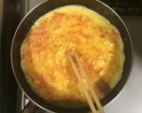 超簡単☆甘めなお味のたまごそぼろおにぎり作り方3写真