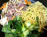 やわらか豚肉♡彩り塩麹焼きそば作り方3写真