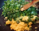 冷や飯消費【ニラ玉のカリカリしらす炒飯】作り方4写真