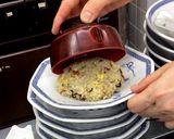 カリカリ梅と塩昆布のあっさり炒飯作り方5写真