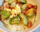 アボカドとベーコンのペペロン丼作り方11写真