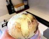 ひき肉入り〜丸ごと新玉ねぎのスープ♬作り方1写真